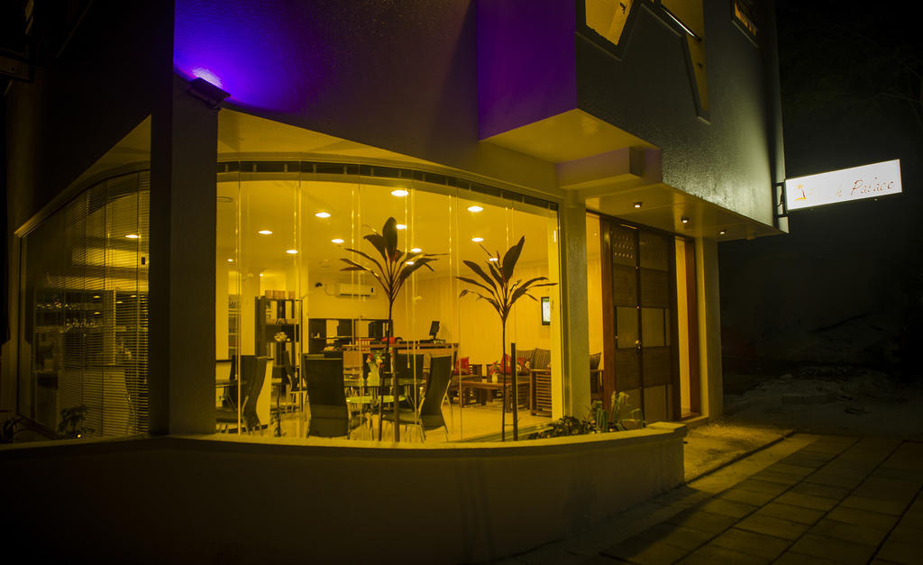 Beach Palace Hulhumale Exterior photo