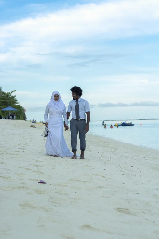 Beach Palace Hulhumale Exterior photo